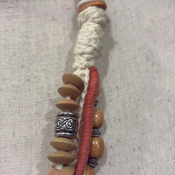 Knitted unique bohemian necklace - Picture 5 of 6